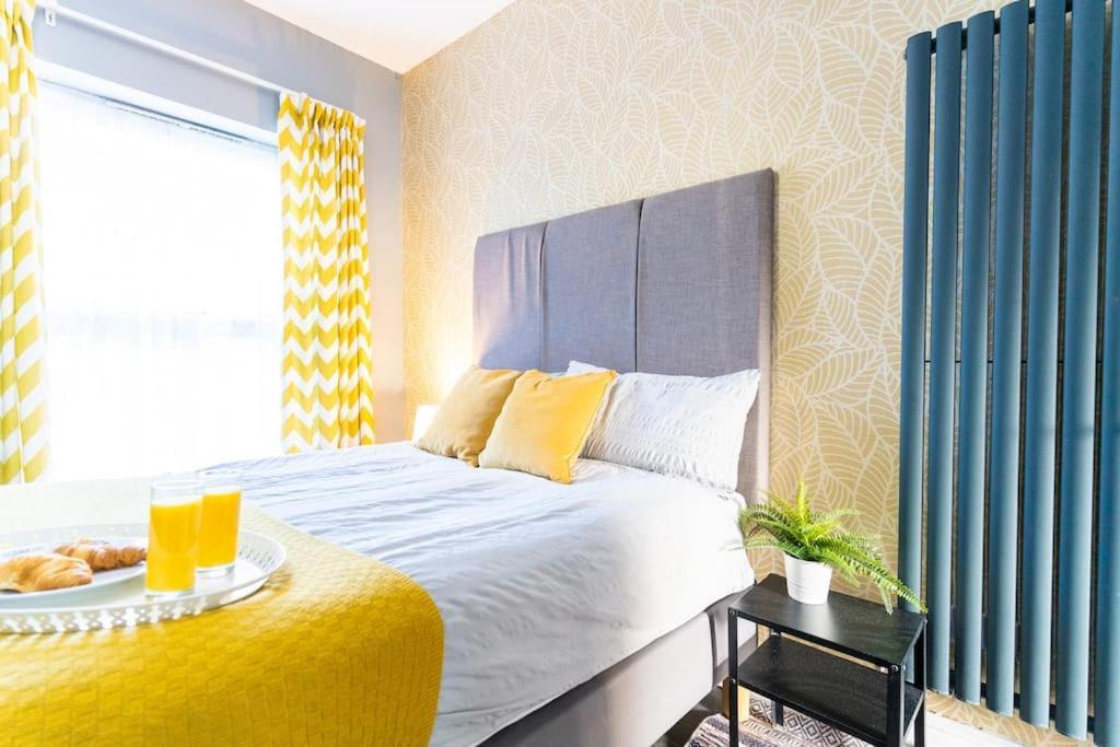 Apartment Glorious 2 - Bed Flat With Free Parking